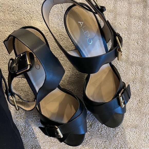 ALDO Black Double Buckle Close Platform Sandals Size 10 - Picture 3 of 5